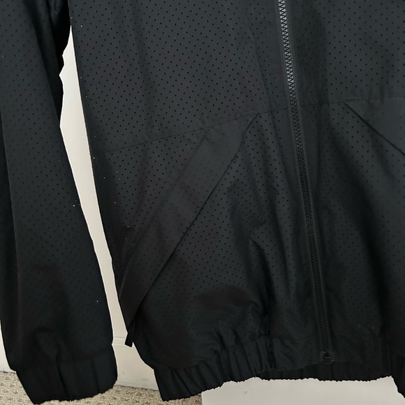Helly Hansen Women’s Black Bomber Jacket - Picture 6 of 8